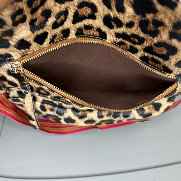 Brown Cheetah Fashionable Backpack - Picture 7 of 12